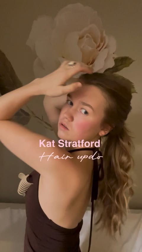 Instagram post by @jessicajohnson7_ for OUAI. Caption reads: [...] hair care routine:

@olaplex conditioner....