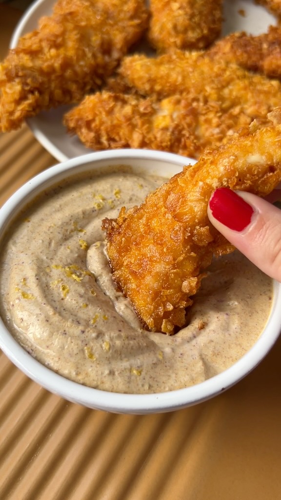 Instagram post by @marie_food_tips for E.Leclerc. Caption reads: Le 1er épisode de ma série “recettes mini budget”,....