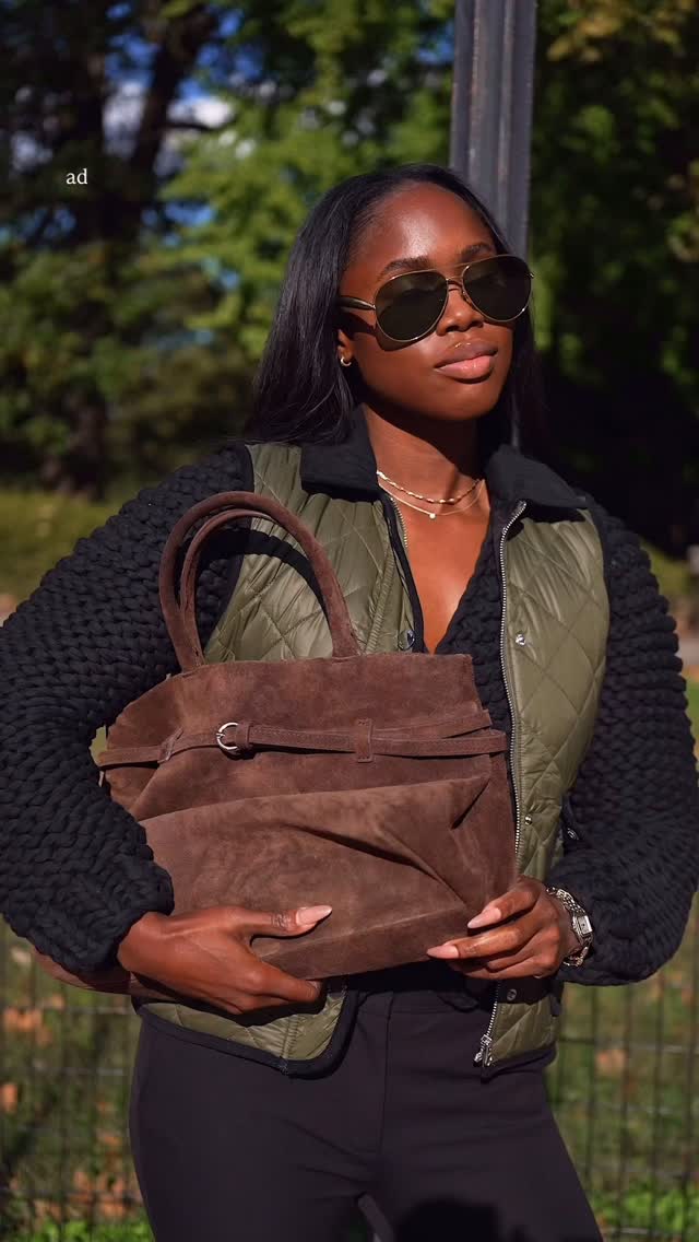 Instagram post by an influencer for TJ Maxx. Caption reads: [...] loves fall fashion and a good TJ Maxx find....