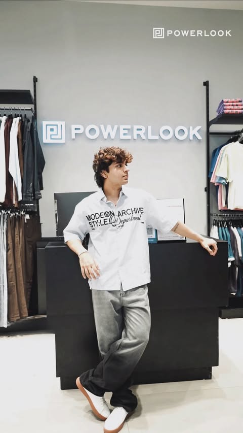 Instagram post by @mohit_watwanii for POWERLOOK. Caption reads: Stepped into @powerlook_offline at 📍R City Mall,....