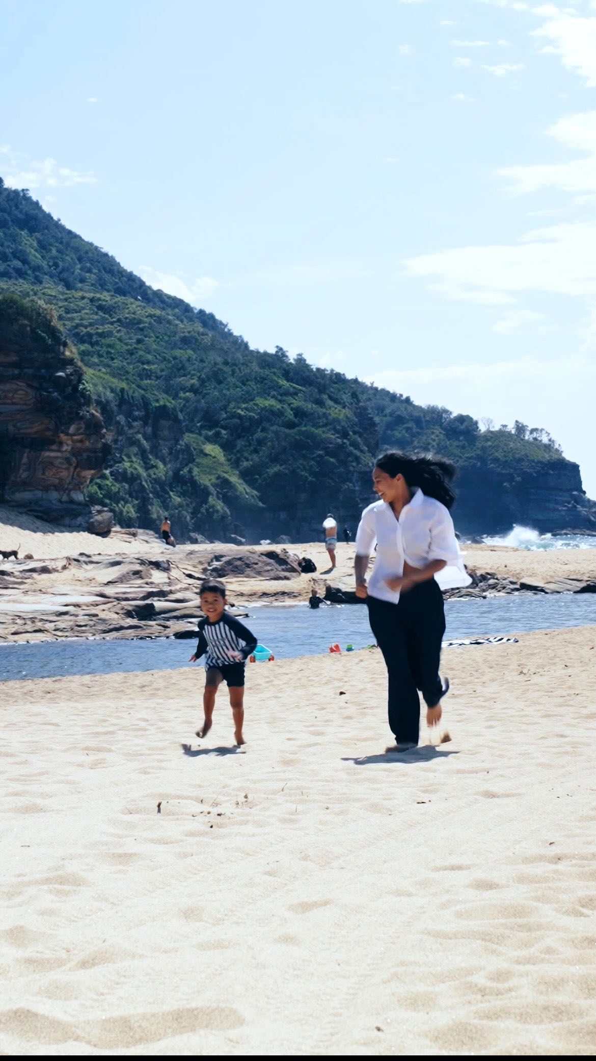 Instagram post by @vasitii for Country Road. Caption reads: Creating memories and staying
present with the....