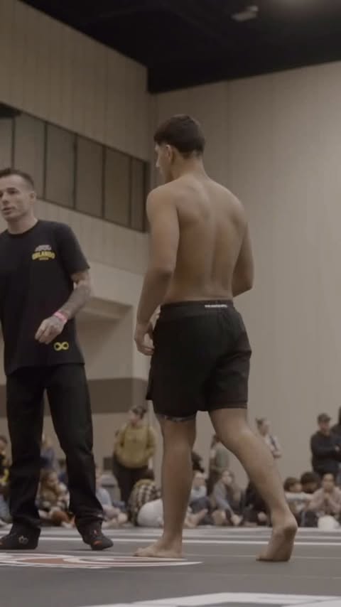 Instagram post by @kayajohnjitsu for Hyperfly. Caption reads: [...] 😮‍💨 - - check out my sponsors @hyperfly....
