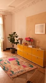 Instagram post by @casa__lottii for Baum und Pferdgarten. Caption reads: Good things take time, but we finally found the....