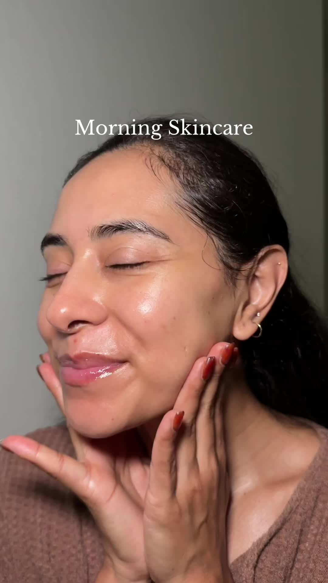 TikTok post by @alltooglowyvee for Prequel Skin. Caption reads: Quick Morning Glow brought to you by @cocokind....