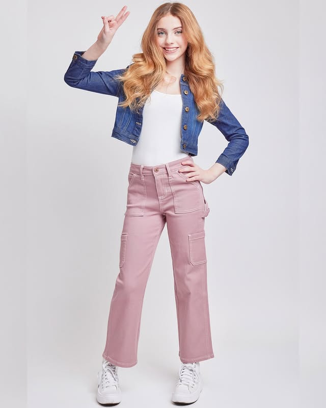 Instagram post by @jujubrenerofficial for Ymi Jeans. Caption reads: [...] 𝗖𝗼𝗹𝗹𝗲𝗰𝘁𝗶𝗼𝗻 👖👖👖 fit @ymijeans....