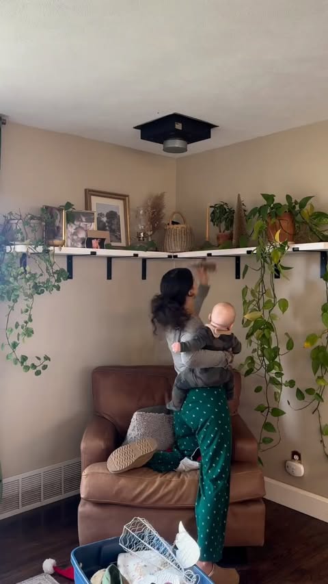 Instagram post by @niss.morgan for The Home Depot. Caption reads: nothing new besides a fresh tree ofc 🎄♥️✨

since....