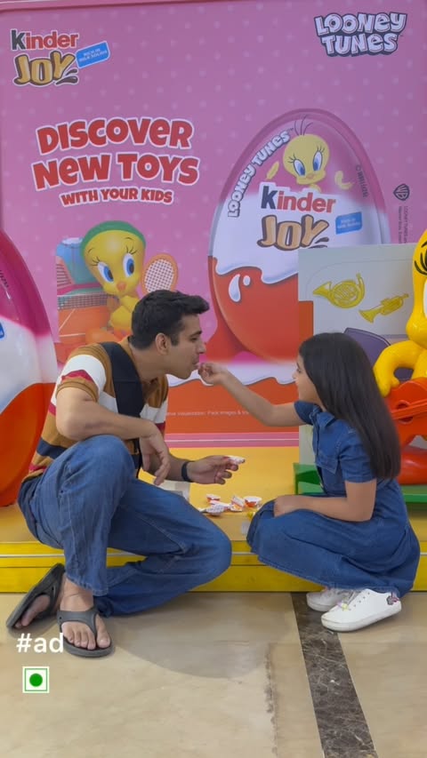 Instagram post by @saadhamanus for Kinder. Caption reads: [...] lakshat rahtat💛 A cute cab ride, Kinder Joy....