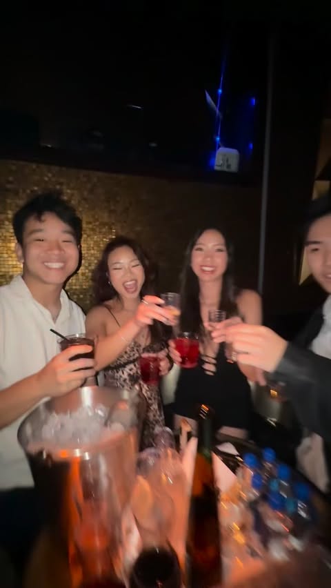 Instagram post by @sa.nguyenn for Las Vegas. Caption reads: Everything I Ate on my 21st Birthday Trip in....