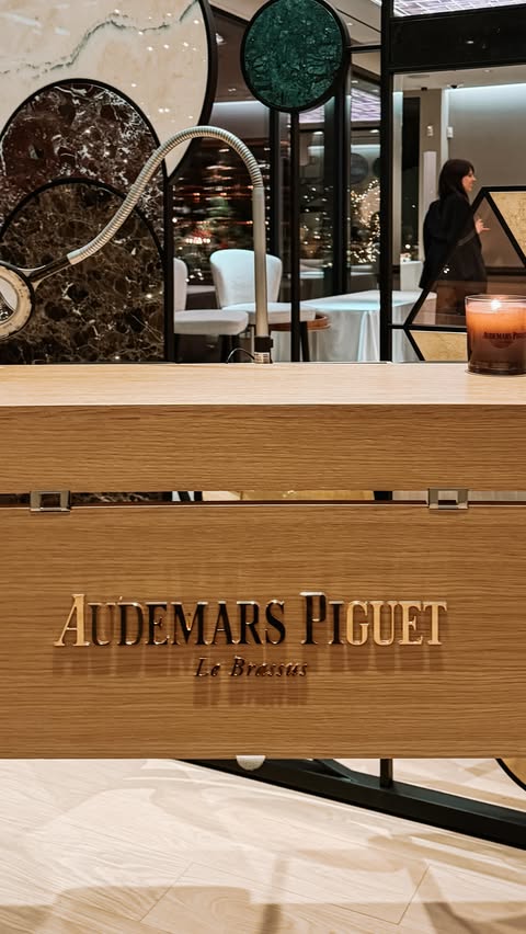 Instagram post by @angelydub for Audemars Piguet. Caption reads: The upgrade from Fossil to Audemars Piguet. ✨A....