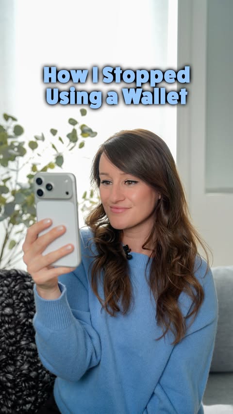 Instagram post by @jennaezarik for Capital One. Caption reads: #CapitalOnePartner My physical wallet is never....