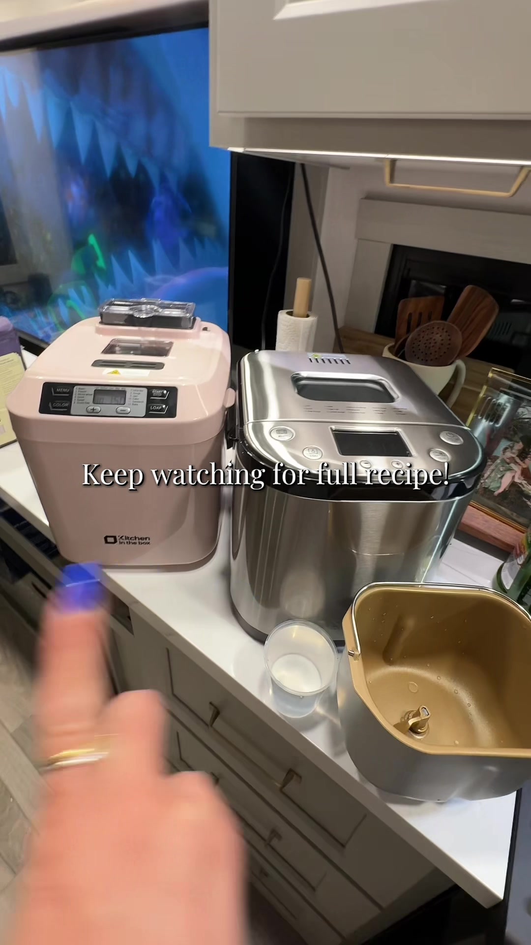 TikTok post by @bcartercreative for Kitchen in the Box. Caption reads: [...] better than fresh baked bread 🍞 @Kitchen in....