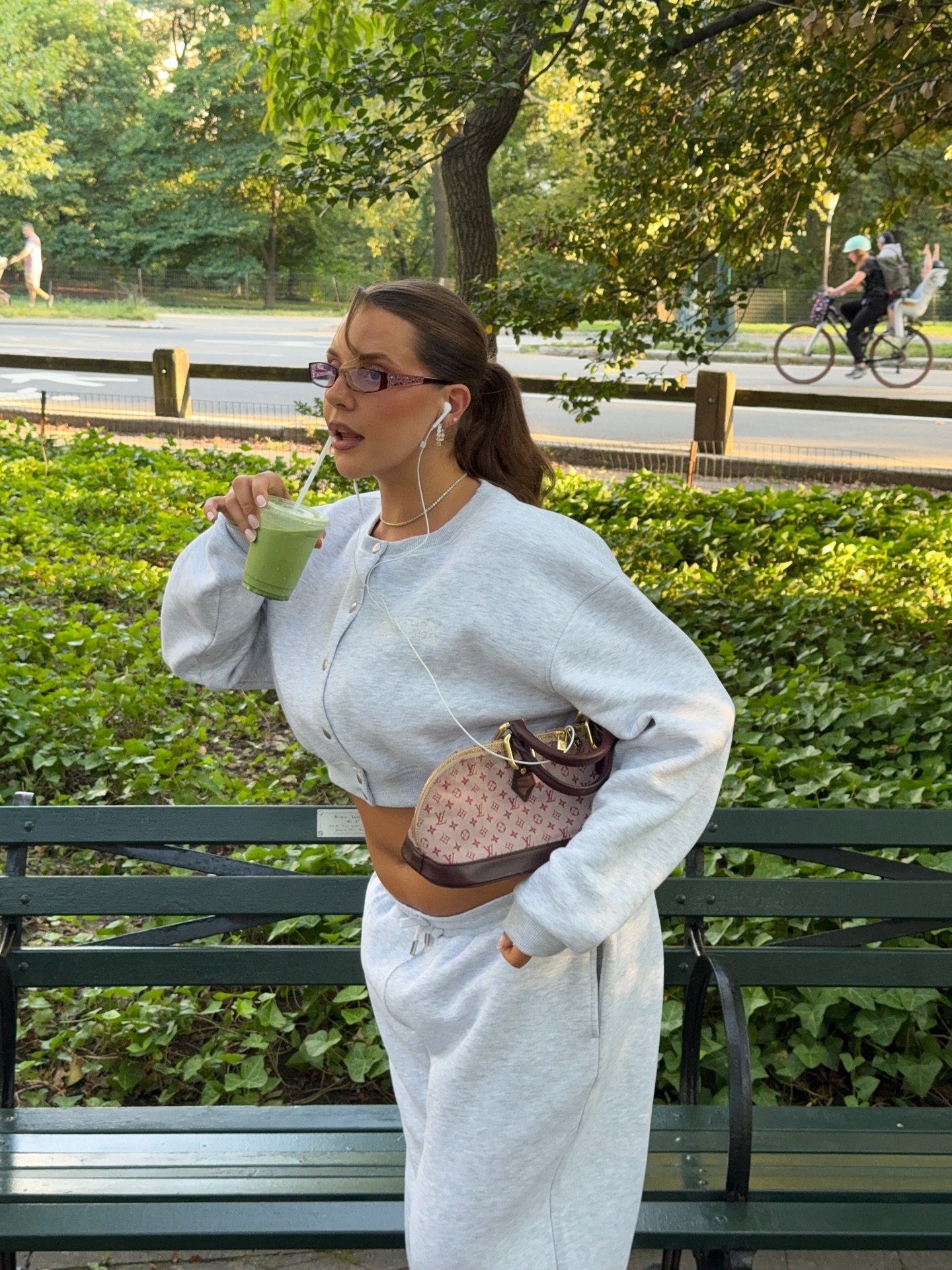 Instagram post by @mayridts for boandtee. Caption reads: Central Park & a matcha 🍵🌸🌳🎀
@boandtee.