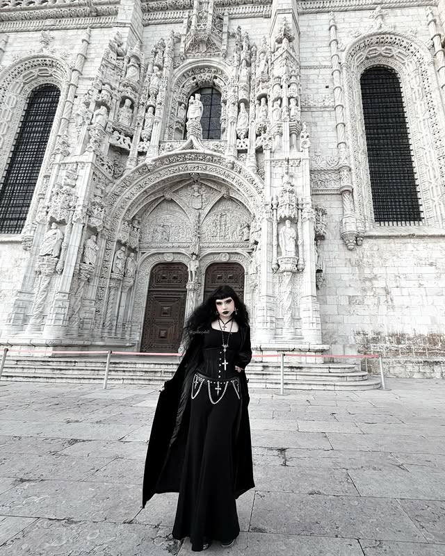 Instagram post by @gallaxydoll for Orchard Corset. Caption reads: [...] & 𝔟𝔢𝔩𝔱*: @killstar ℭ𝔬𝔯𝔰𝔢𝔱:....