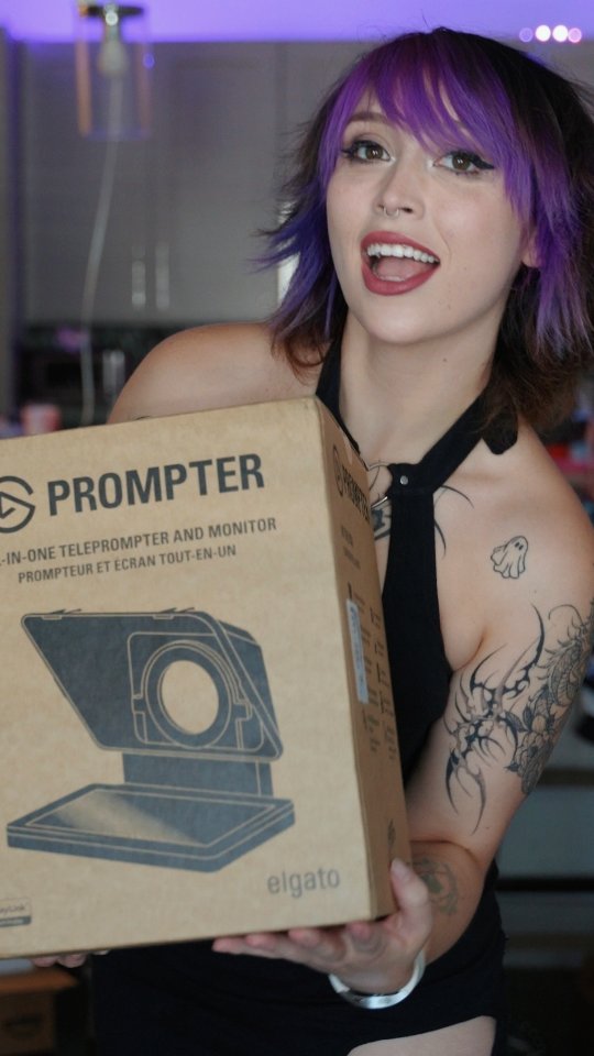 Instagram post by @itsqueenmanda for Elgato. Caption reads: Thank you @elgato for bringing me closer to my....