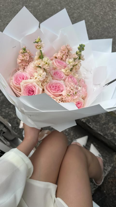 Instagram post by @joy_.shi for Culture Kings. Caption reads: the coldest fits for summer with @culturekings....