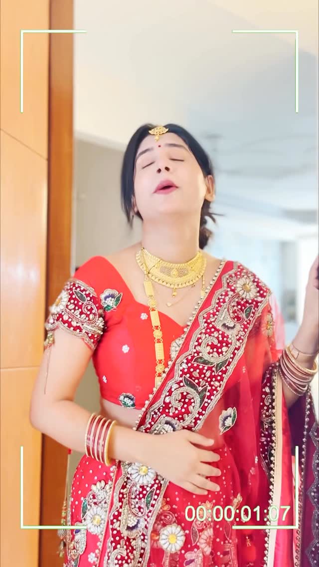 Instagram post by @realkajalchauhann for Himalaya Face Care. Caption reads: GELOY to hai didi ke face pe 🥰 One product that....