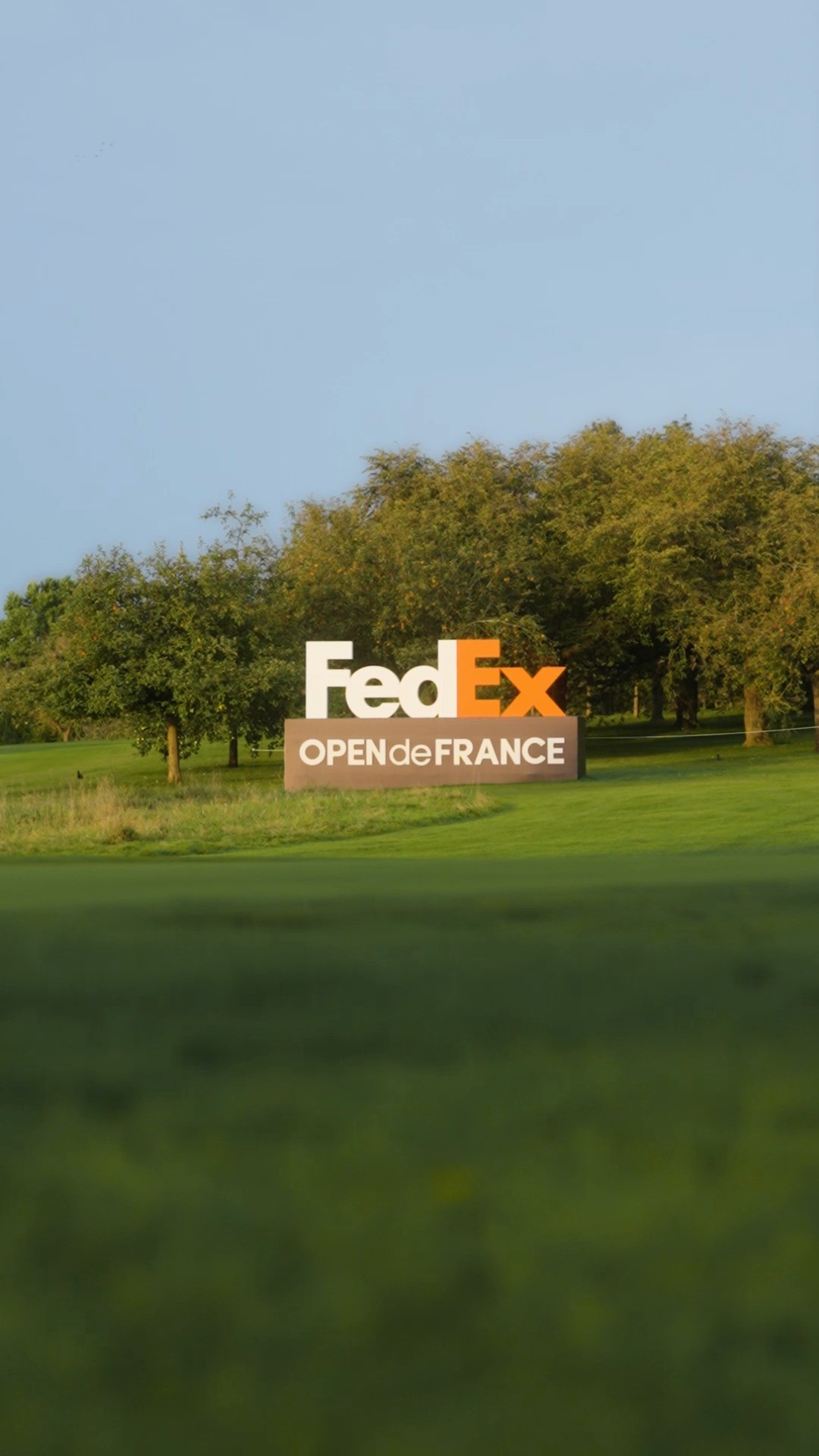 Instagram post by @fedex_opendefrance for FedEx. Caption reads: [...] winners and stage of the #FedExOpenDeFrance....