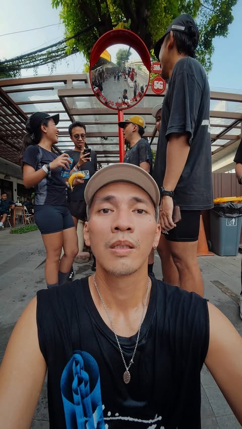 Instagram post by @bhismadiandra for adidas. Caption reads: Pesona cowo EVO SL. ❤️🔮 #adizeroevosl #adidas....