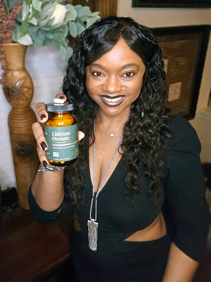 TikTok post by @hausdecochic for Global Healing. Caption reads: [...] clarity boost in a capsule, with @Global....