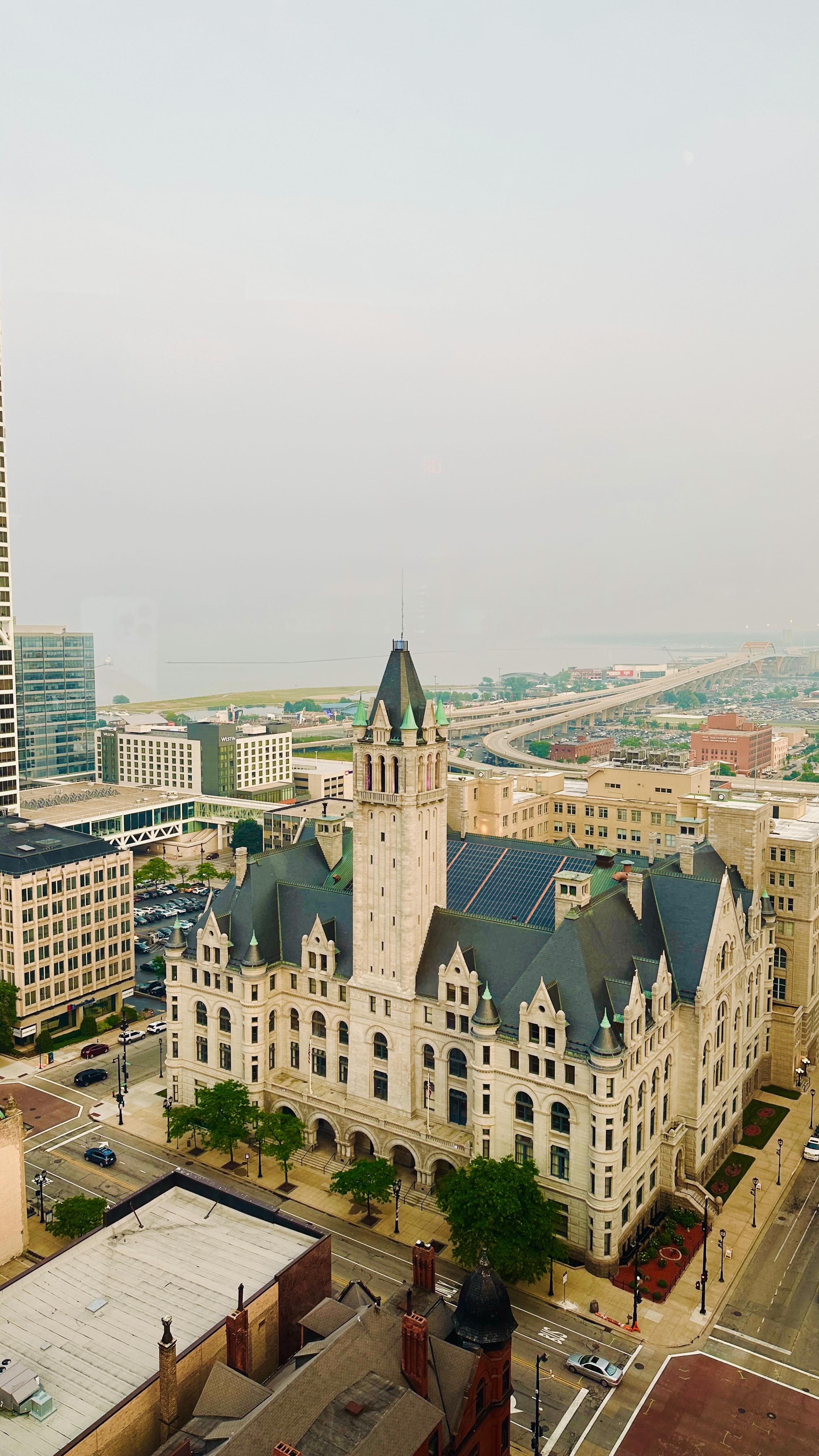 Instagram post by @antavialauren for Travel Wisconsin. Caption reads: ✨ Milwaukee: Eat, Stay, Play Edition ✨....