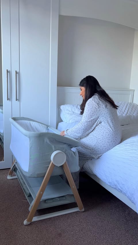 Instagram post by @aaliya_pandor for Mamas & Papas. Caption reads: [...] is so handy for nappies and muslins. Mamas &....