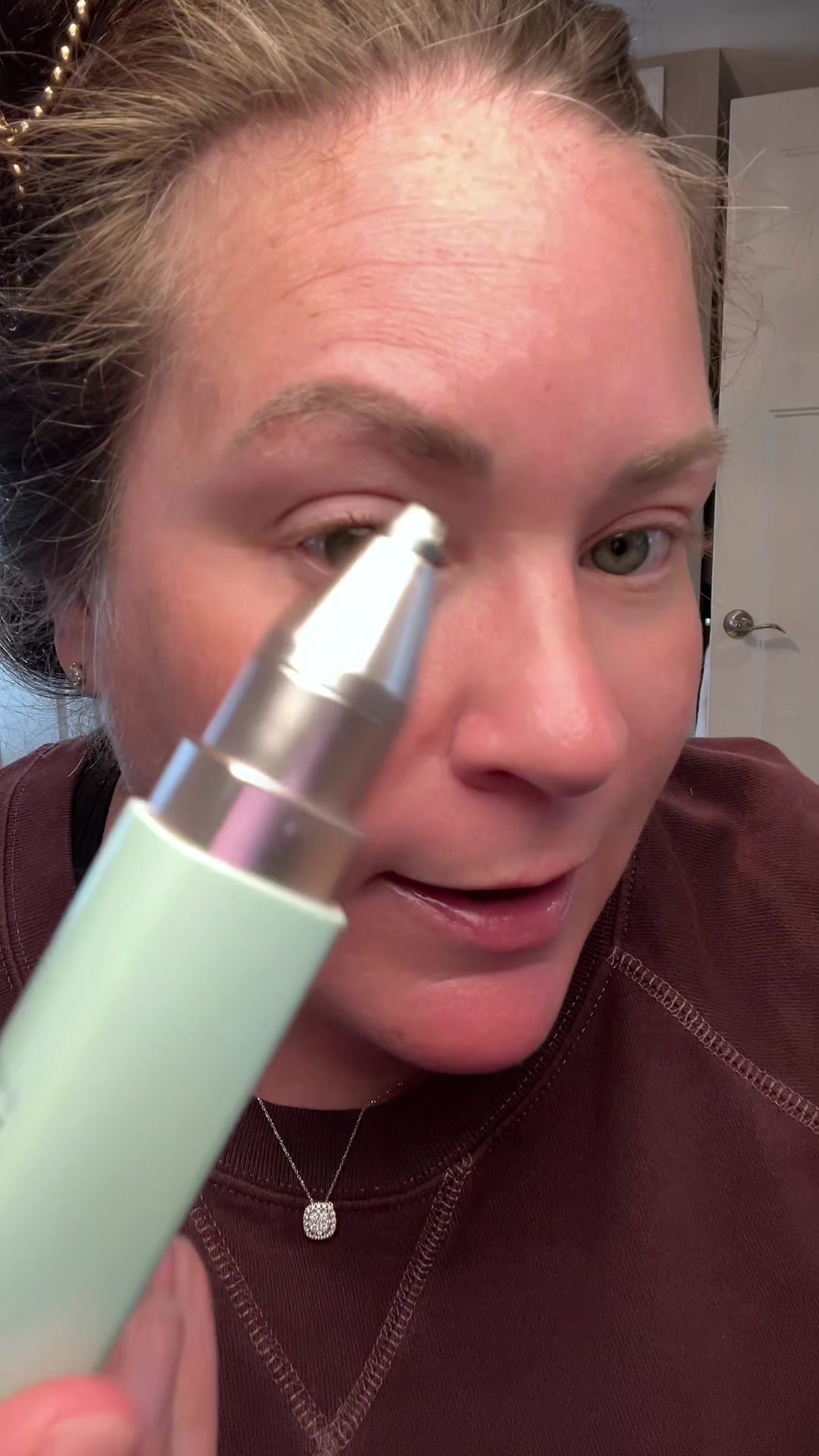 TikTok post by @jjsbeauties for Vogcrest. Caption reads: [...] tool for touch up grooming. #fyp @VOGCREST.