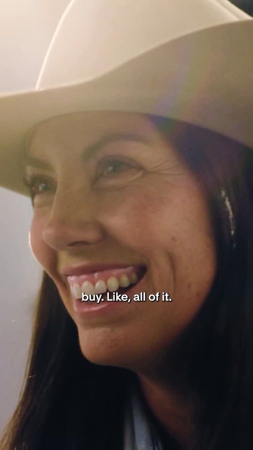 Instagram post by @fivemarys for Flodesk. Caption reads: We’ve used Flodesk for years to connect with our....