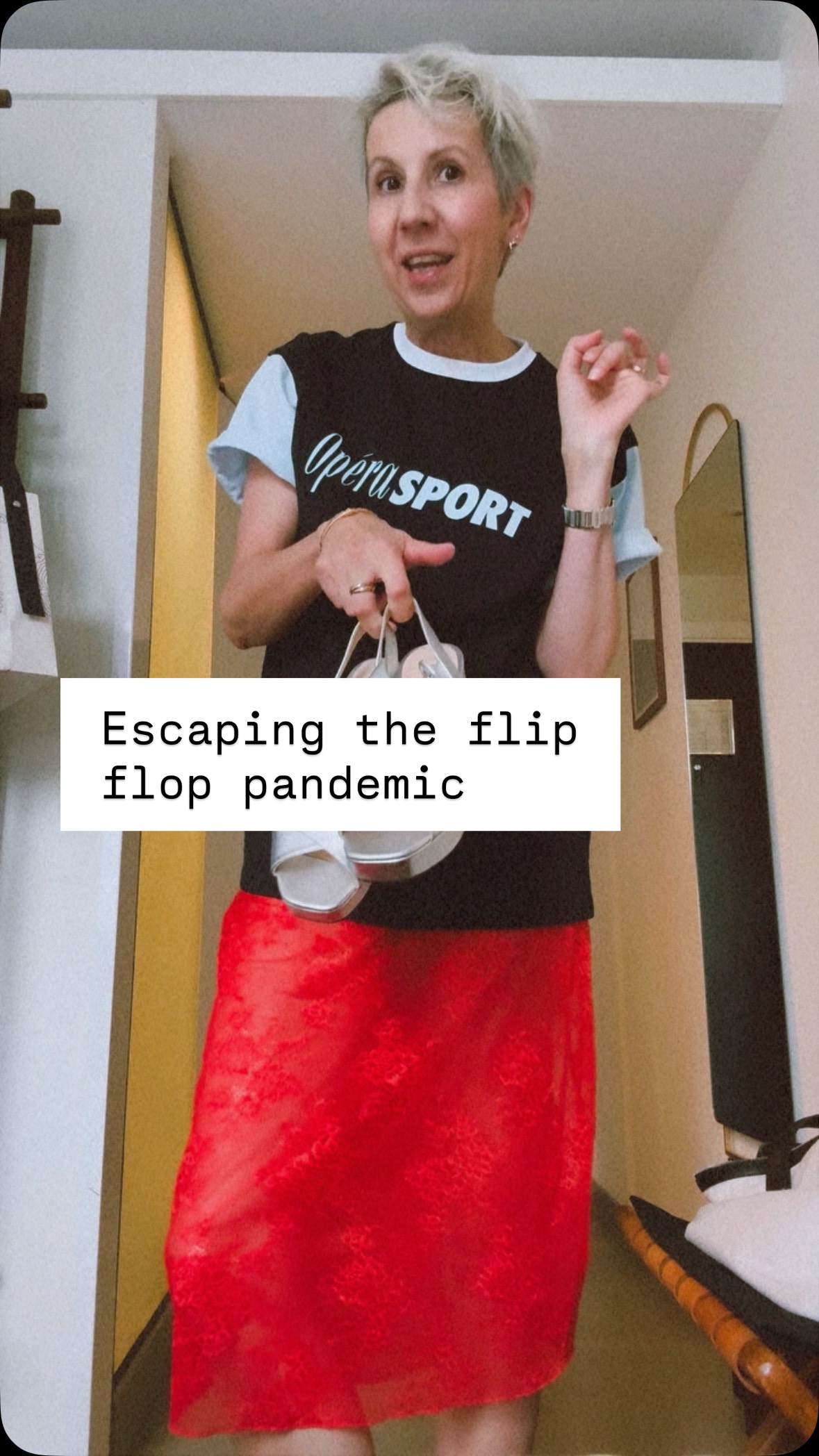 Instagram post by @kerstingeffert for Understatement. Caption reads: [...] 

I‘m wearing a red #laceskirt from....