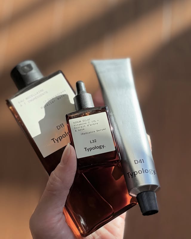 Instagram post by @yuco.330 for Typology. Caption reads: 𓍯

Typologyのスキンケアは肌に優しくて香りがナチュラルなところがとても好き [...].