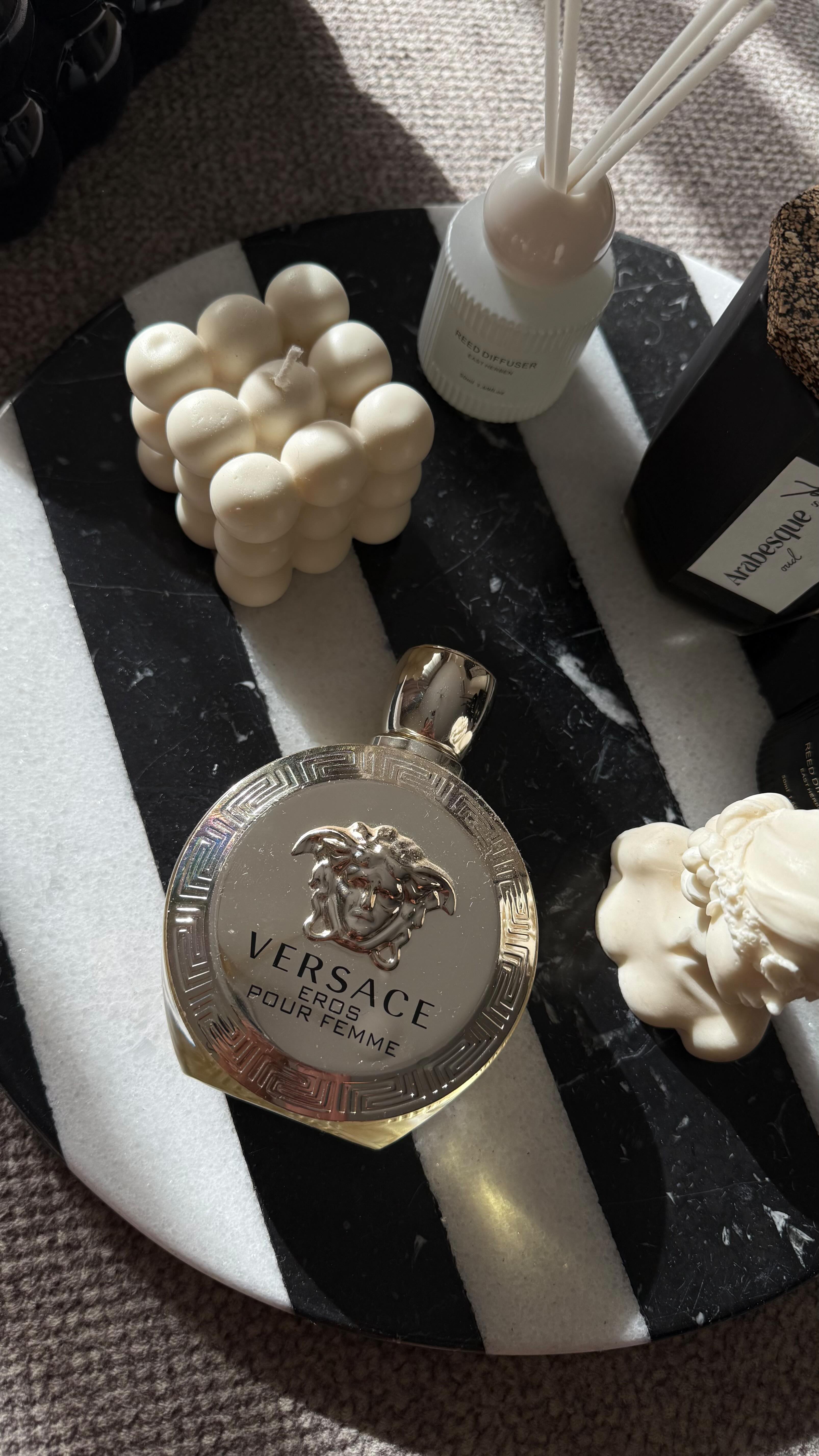 Instagram post by @mernaacherif for JardinVue. Caption reads: last dress for this summer🧡

Dress @jardinvue....