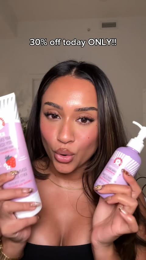 Instagram post by @purnaahaldaar for First Aid Beauty. Caption reads: My favourite @firstaidbeauty items are on sale....