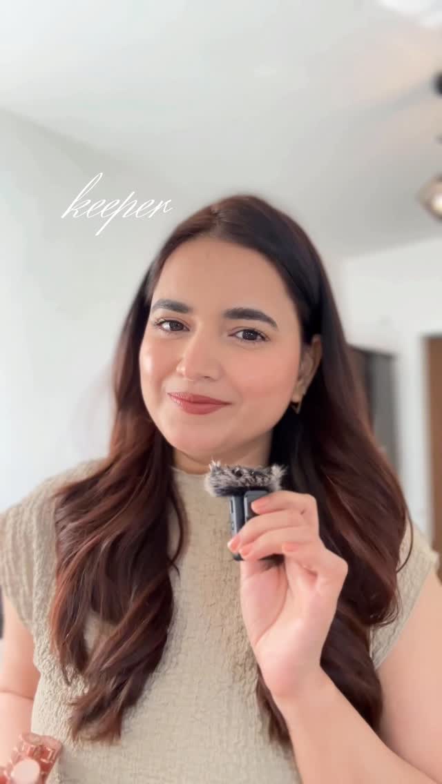 Instagram post by @minimal_makeup_muse for Typsy Beauty. Caption reads: OBSESSED with how smoothly these Typsy Beauty....