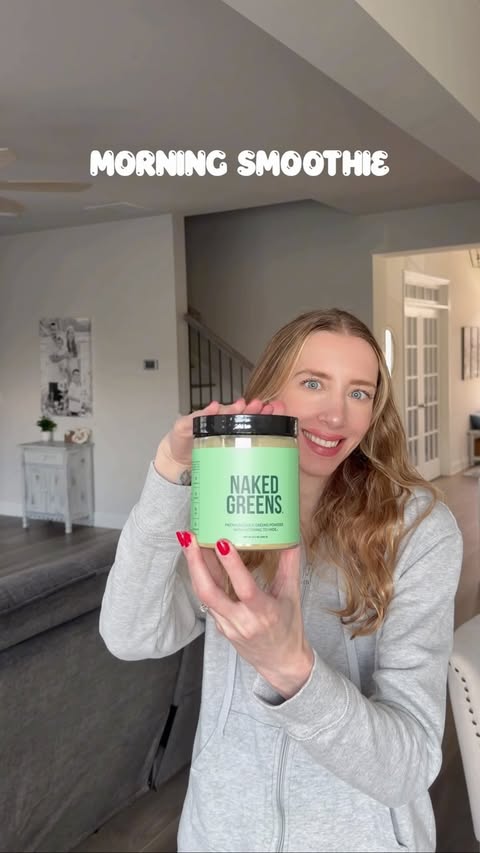Instagram post by @marissa.charlotte for Naked Nutrition. Caption reads: Easy and healthy smoothie using @nakednutrition....