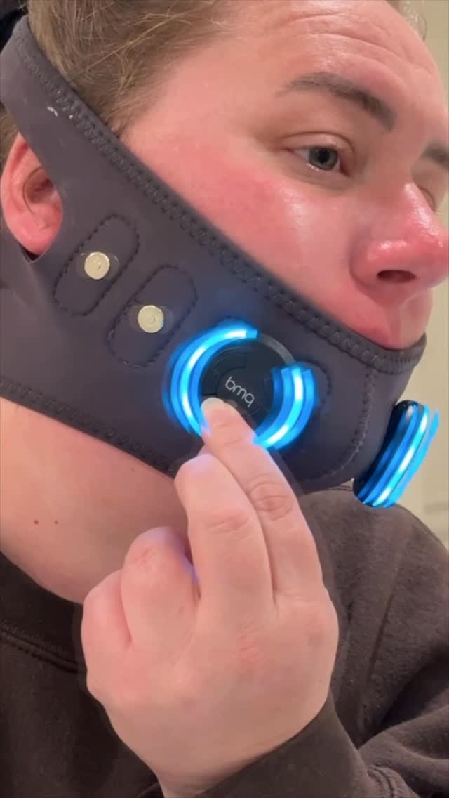 Instagram post by @abiayres for PMD Beauty. Caption reads: Scaring my husband, but it’s just my nightly....