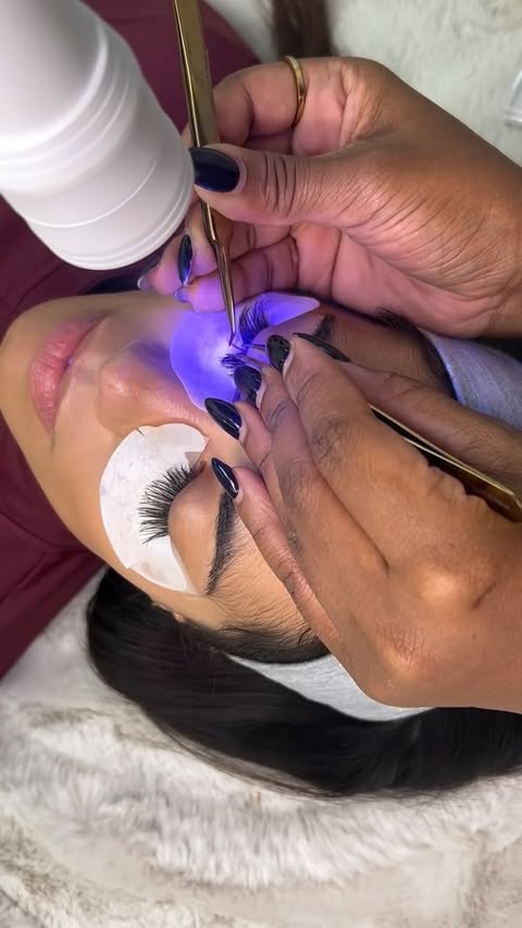 Instagram post by @boujilash for TATTI LASHES. Caption reads: @tatti_lashes Tatti Lashes Main Black Friday sale....