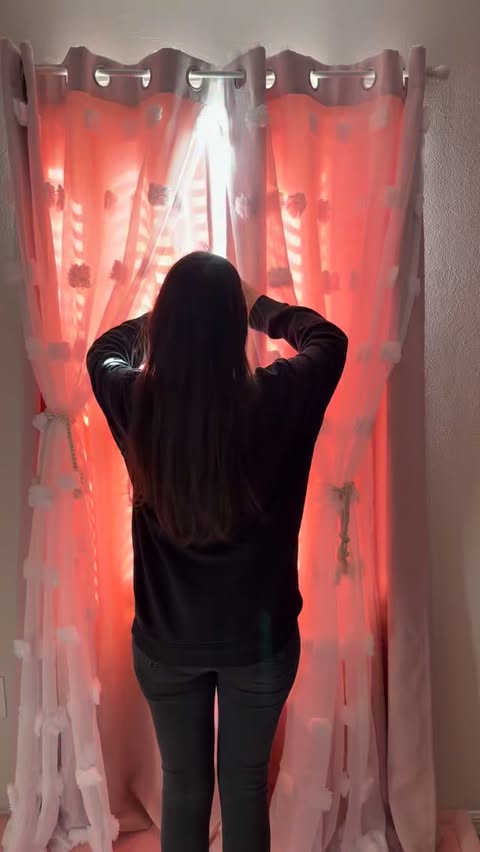 Instagram post by @justgozdem for collAble. Caption reads: [...] really help you too. 🔗 Link in bio....