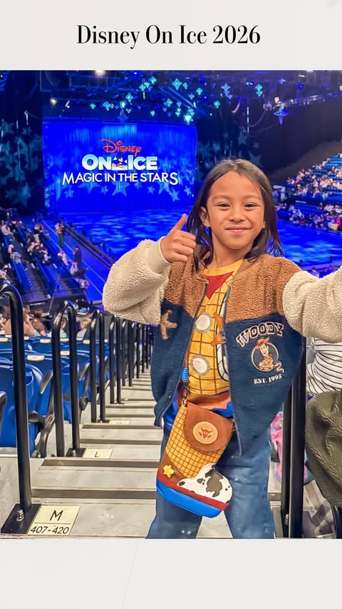 Instagram post by @klaudinemumlife for Disney On Ice. Caption reads: [...] the last minute reason to go see....