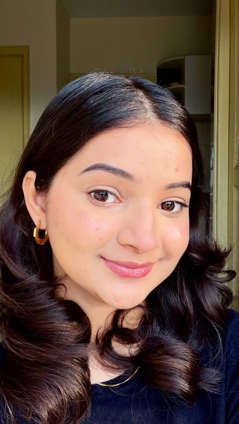 Instagram post by @diksha_dixitt for Dr Sheths. Caption reads: Petroleum jelly sirf temporary hydration deta....