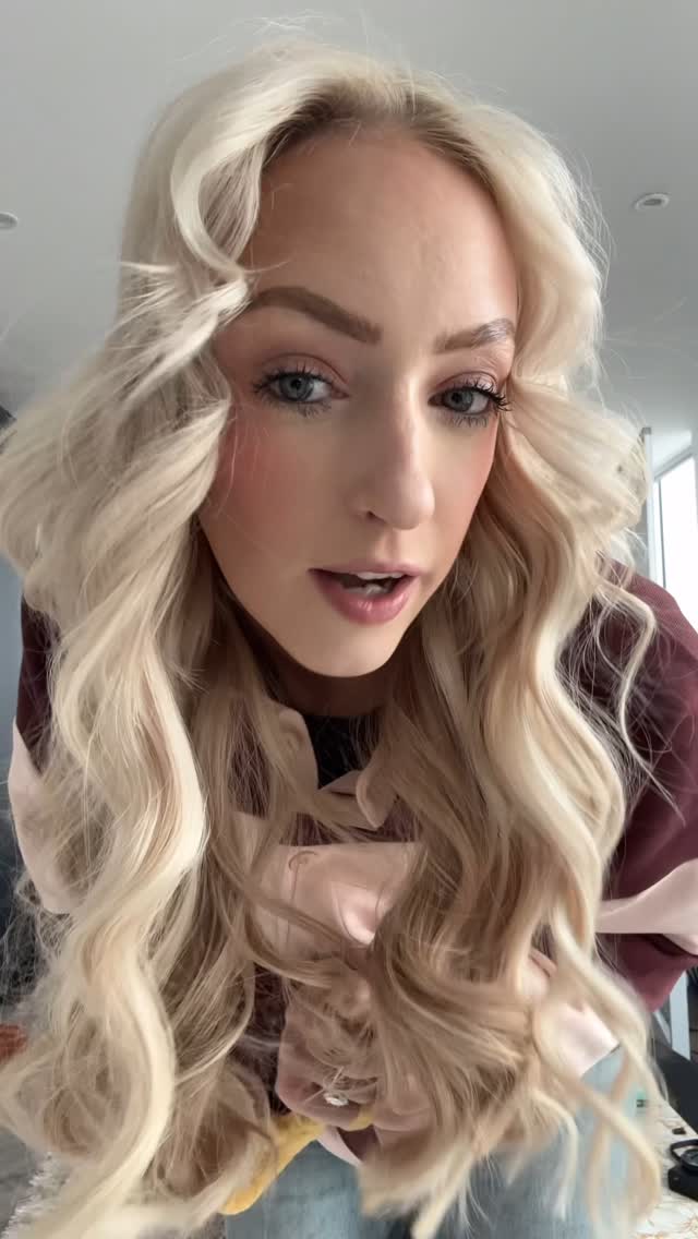 Instagram post by @yvonnecrossley for Skinnydip London. Caption reads: Ok but how cute is the jumper? ADORABLE. the phone....