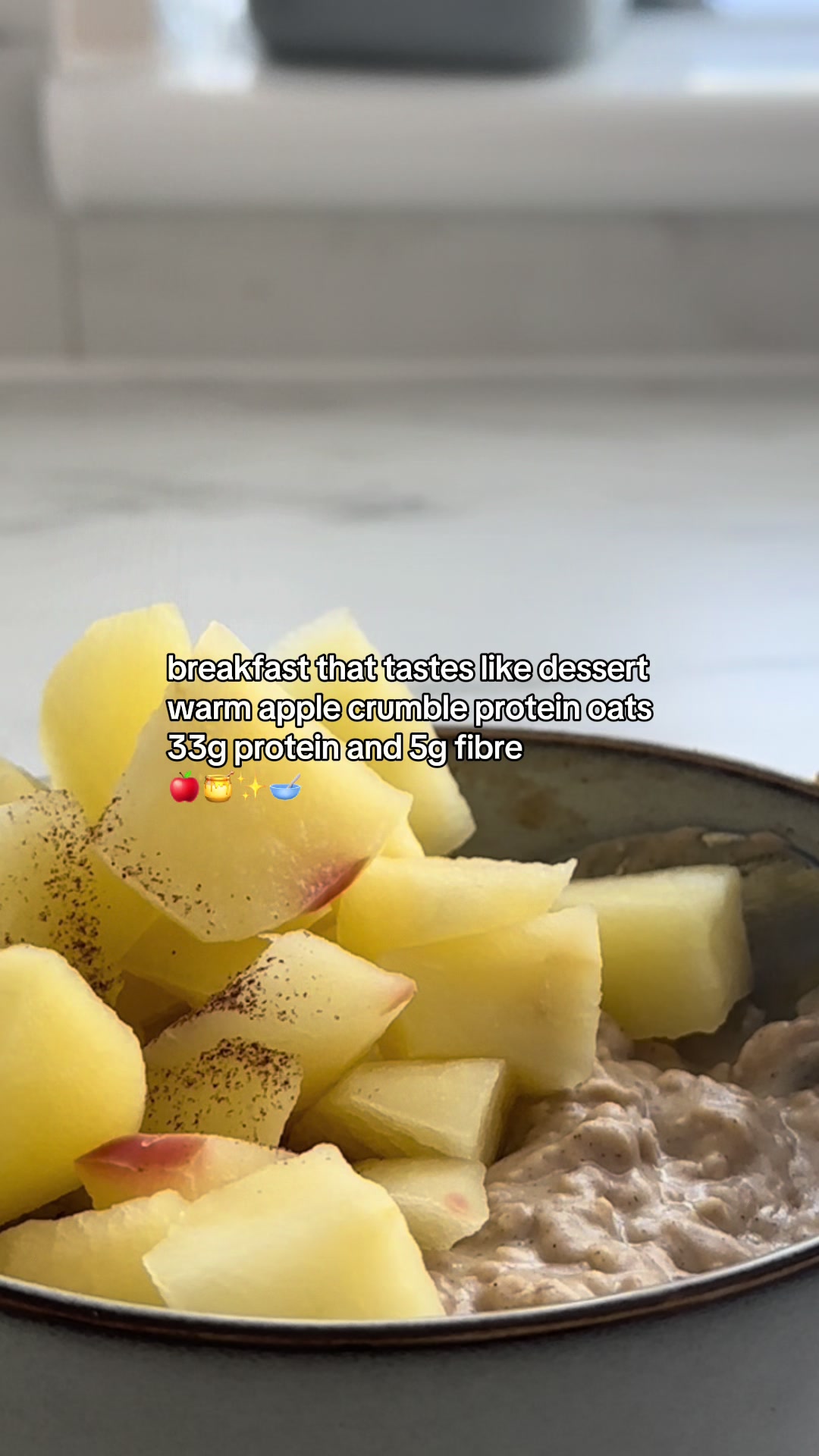TikTok post by @lauriecdawson for Free Soul. Caption reads: warm apple crumble protein oats 🍯  ingredients: 2....