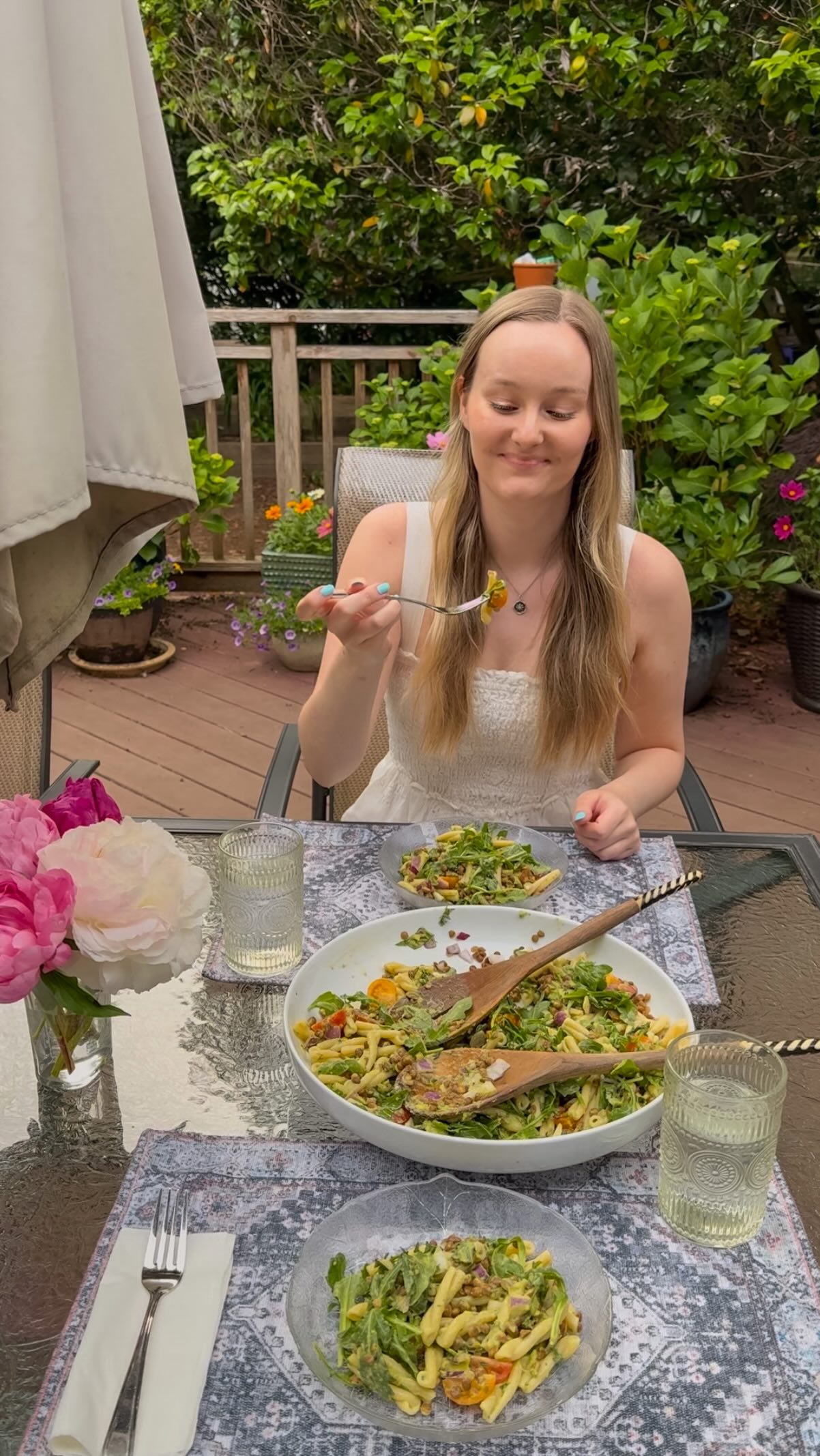 Instagram post by @annika.stahre for Fresh Prep. Caption reads: Soak up every moment of summer with quick and easy....