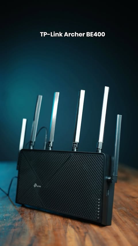 Instagram post by @akashdeeprawat_ for TP-Link. Caption reads: Finally upgraded to the TP-Link Archer BE400....