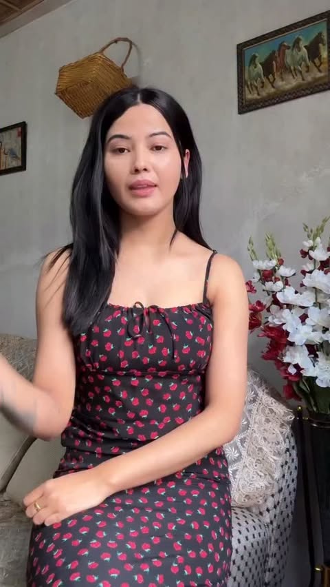 Instagram post by @eva_mary_swer for Chicnutrix. Caption reads: [...] ✨ and use my code EVA SWER on....