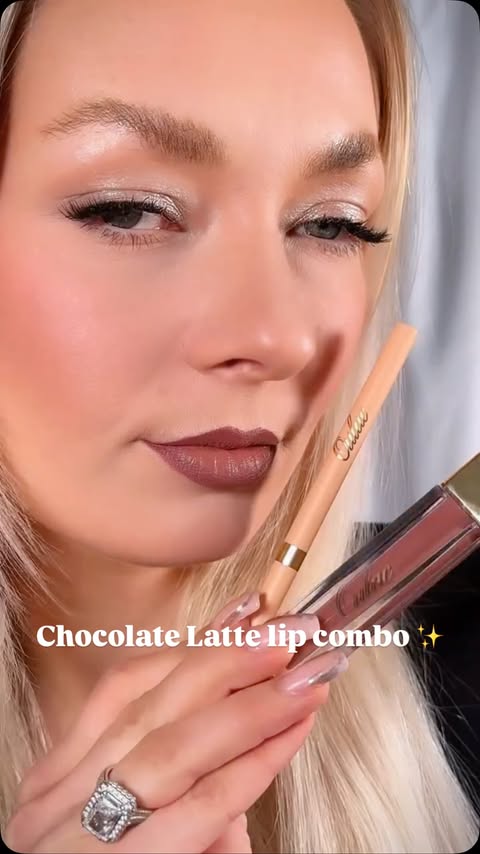 Instagram post by @beautybeing__ for Oulac Cosmetics. Caption reads: [...] Werbung Chocolate Latte lip combo x....
