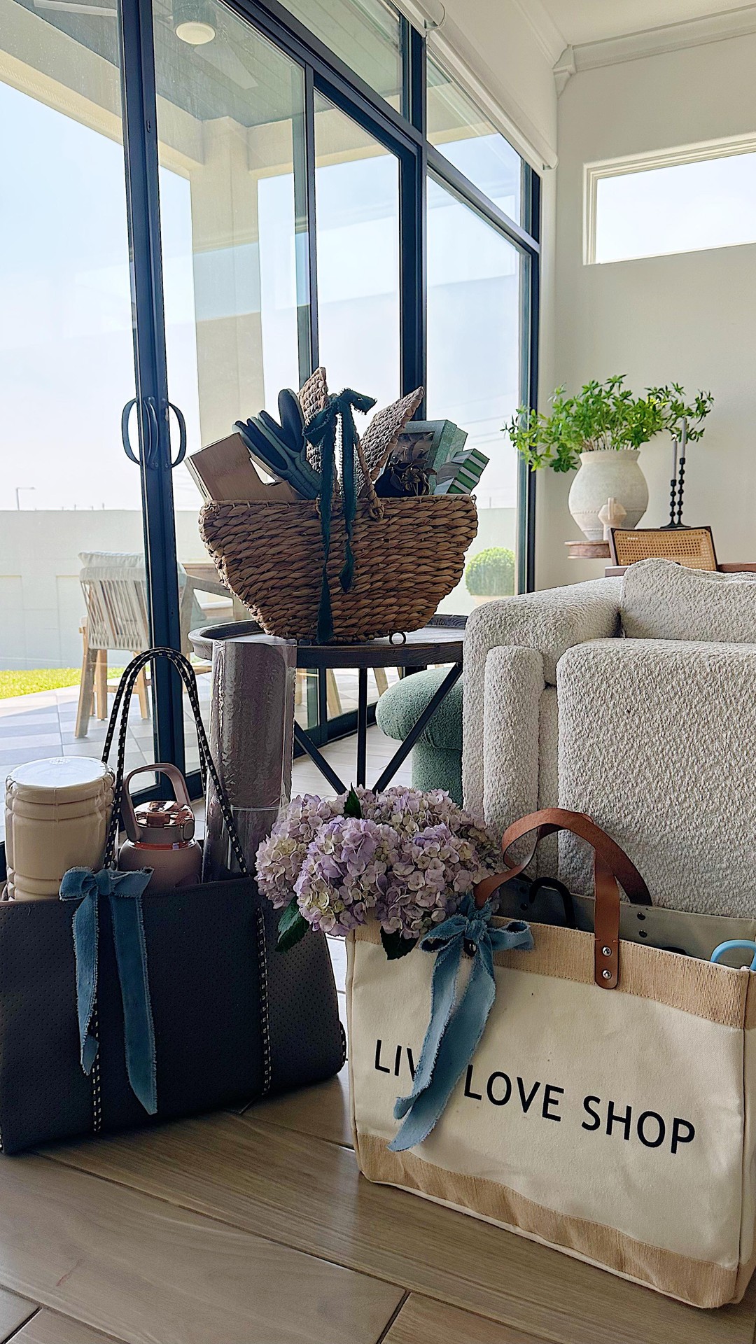 Instagram post by @spanglishfashion for Marshalls. Caption reads: 3 ideas for Mother’s Day with @Marshalls—because....