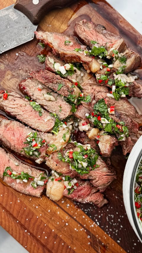 Instagram post by @thetradiebbq for Kamado Joe. Caption reads: 𝗧𝗵𝗲 𝗣𝗲𝗿𝗳𝗲𝗰𝘁 𝗦𝘁𝗲𝗮𝗸 &....