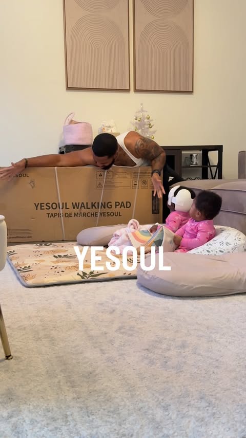 Instagram post by @ohsothatsmark for YESOUL FITNESS. Caption reads: [...] pad to help me get my steps in. The....