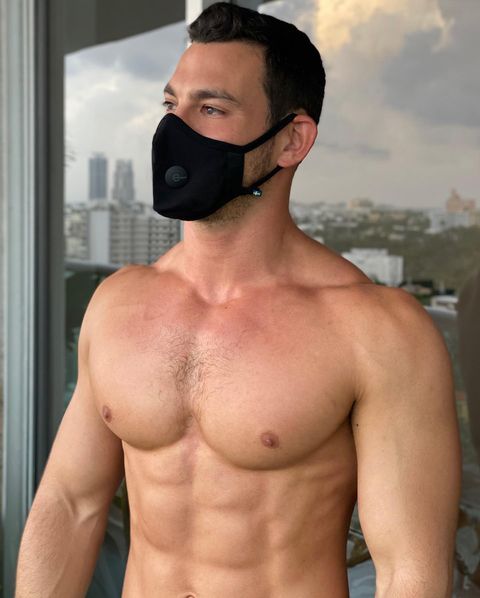 Instagram post by @lioridel for AIRINUM. Caption reads: Meet the Urban Air Mask 2.0 from Airinum, with....