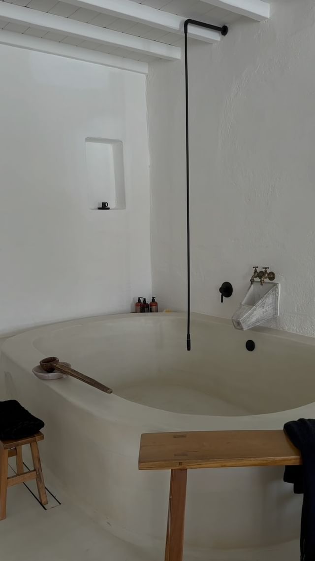 Instagram post by @bexcxmpbell for Small Luxury Hotels. Caption reads: [...] with @caudalie & Vinosun! @smallluxuryhotels....