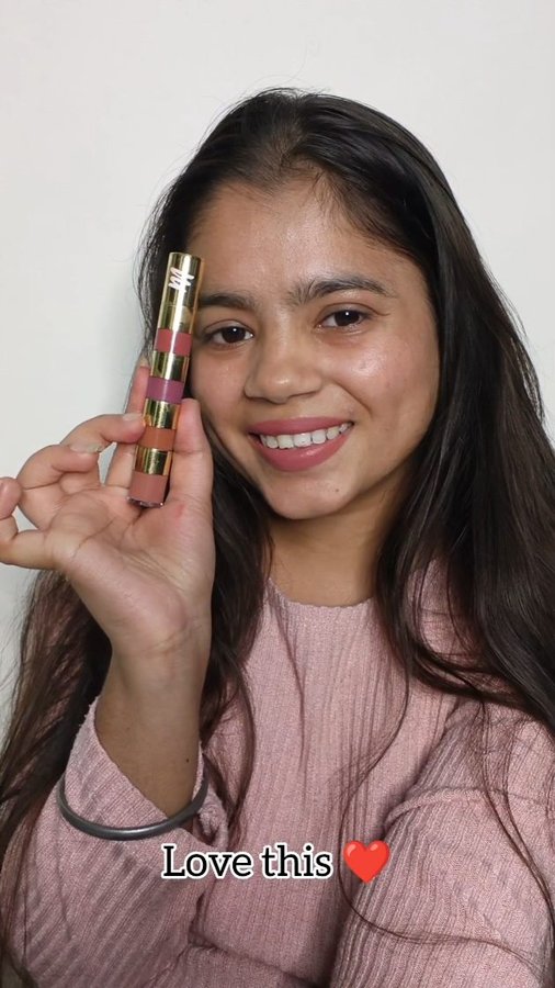 Instagram post by @reviewby_chanan_ for The Good Creator Co.. Caption reads: Girl Math is 1 Lipstick = 4 Shades @myglamm
✅....